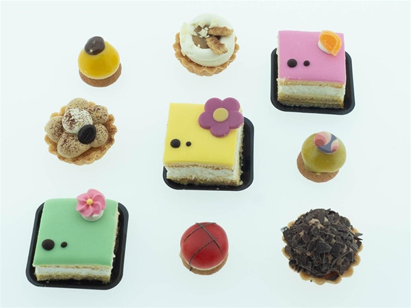 Petit-Fours