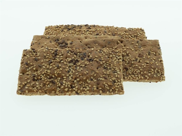 Shape crackers